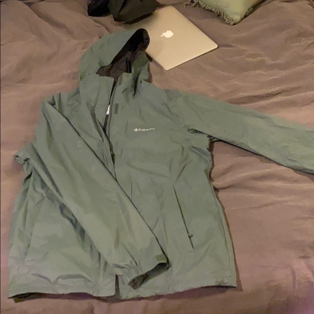 Columbia windbreaker
